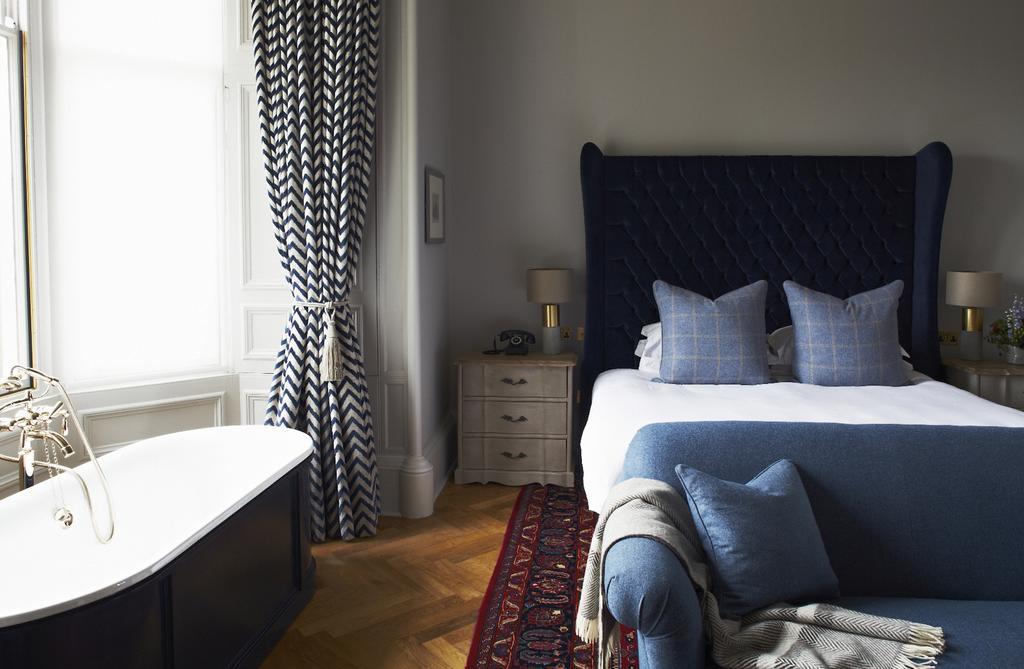 The Roseate Edinburgh - Small Luxury Hotels Of The World Εξωτερικό φωτογραφία A bedroom at the hotel