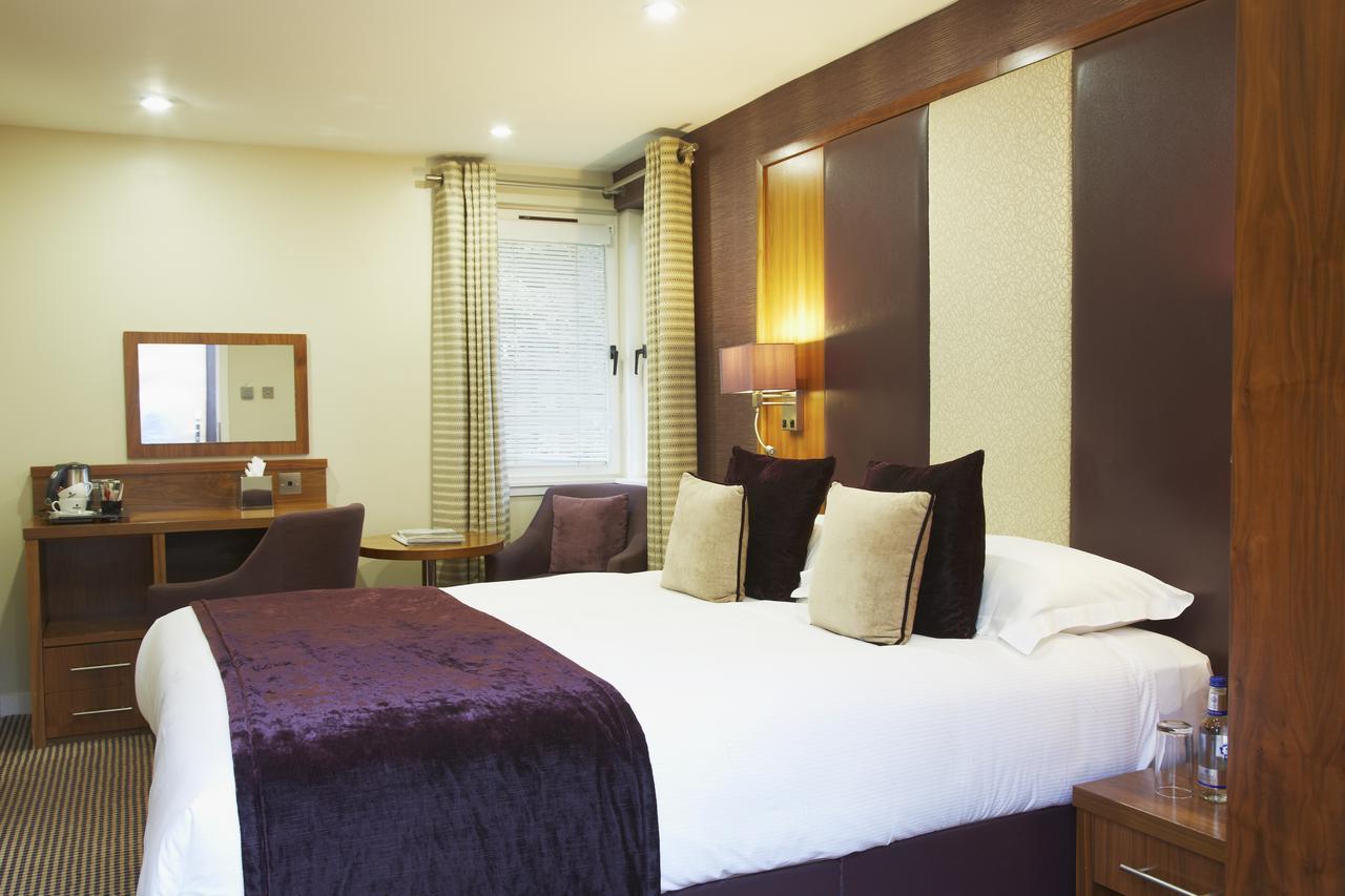 The Roseate Edinburgh - Small Luxury Hotels Of The World Εξωτερικό φωτογραφία A bedroom at the hotel