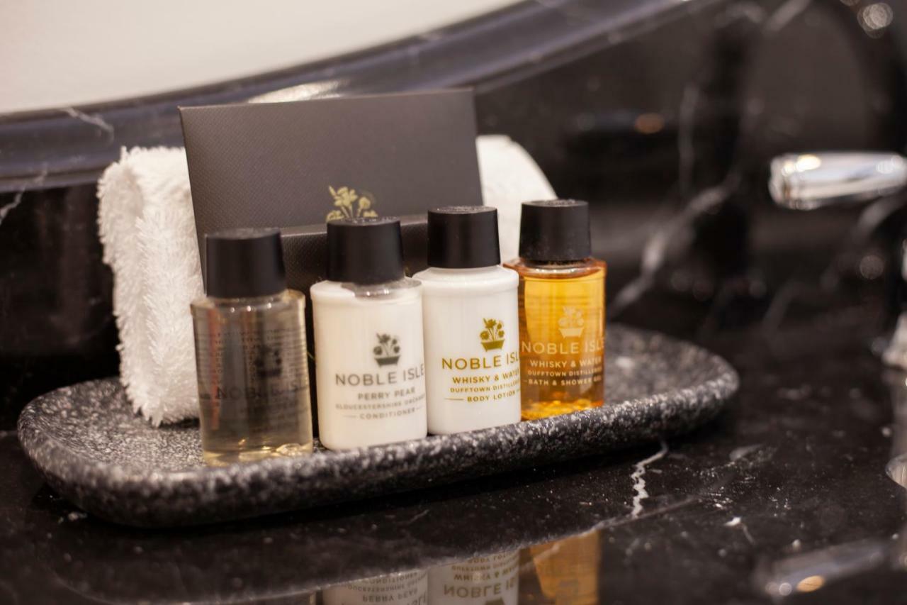 The Roseate Edinburgh - Small Luxury Hotels Of The World Εξωτερικό φωτογραφία Noble Isle products