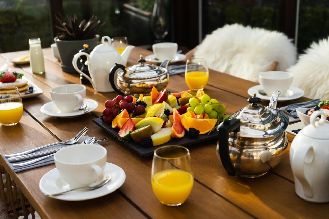 The Roseate Edinburgh - Small Luxury Hotels Of The World Εξωτερικό φωτογραφία A breakfast table